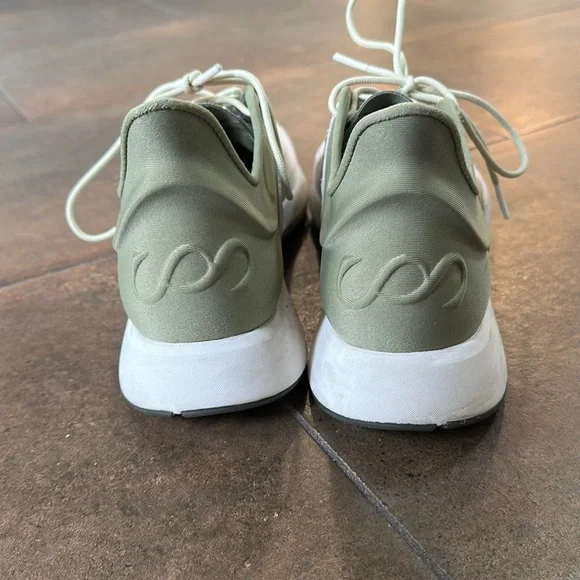 Saysh Alyson Felix Running Shoes - EUC - Picture 3 of 7